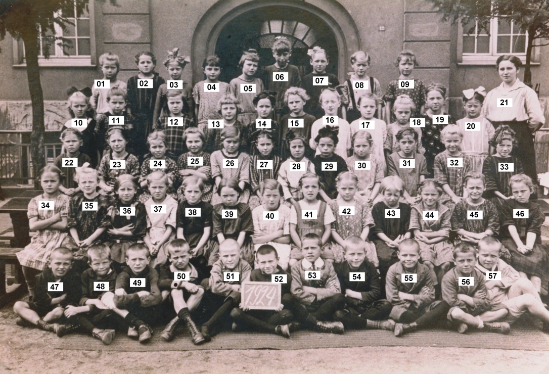 0934b Volksschule Anrath Jahrgang 1915-16