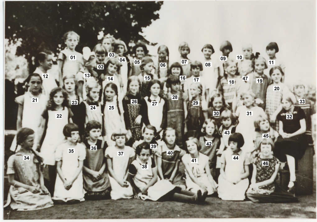 1048b Volksschule Anrath Jahrgang 1922-23