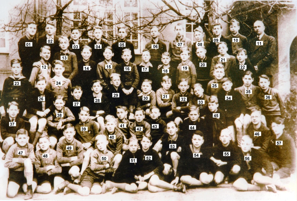 1063b Volksschule  Anrath Jahrgang 1924-26
