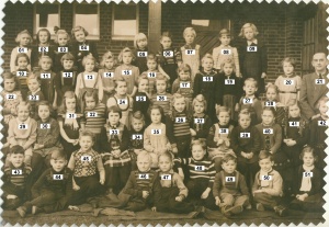 1248b Volksschule Anrath Jahrgang 1945-46