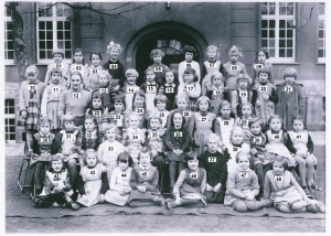 1305b Volksschule Anrath Jahrgang 1950-51